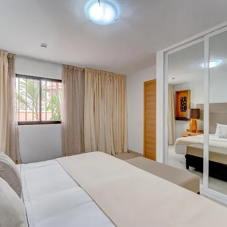 ホテル Sol Sun アデヘ